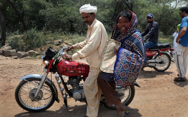 ΣΟΚ: Ο παραμορφωμένος γίγαντας του Πακιστάν!