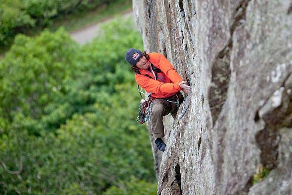Απολαμβάνει το μπαλκόνι με την καλύτερη θέα (pics)
