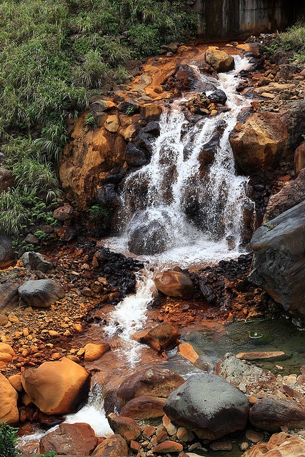 Μαγικές εικόνες από τον «Χρυσό Καταρράκτη»