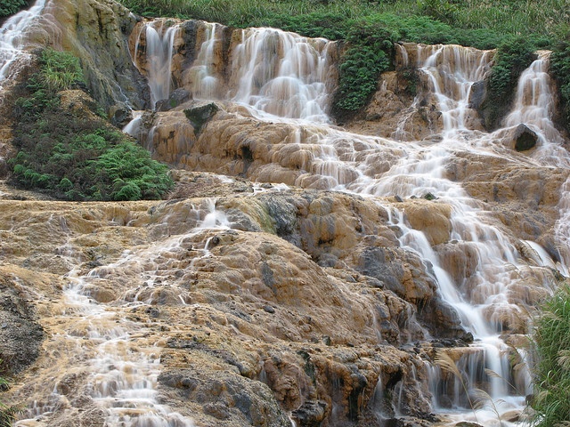 Μαγικές εικόνες από τον «Χρυσό Καταρράκτη»