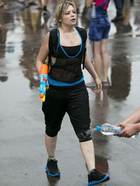 Οι Μοσχοβίτες νικούν τον καύσωνα (pics)