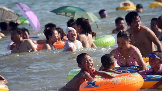 Μια ζεστή μέρα στην Κίνα (pics) 