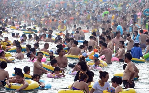 Μια ζεστή μέρα στην Κίνα (pics) 