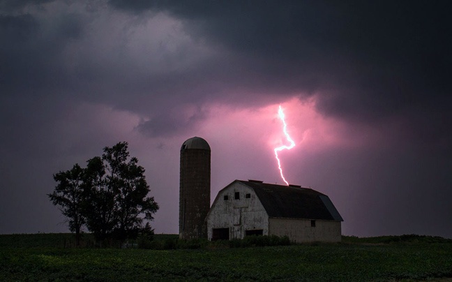 Εντυπωσιακές φωτογραφίες κεραυνών!