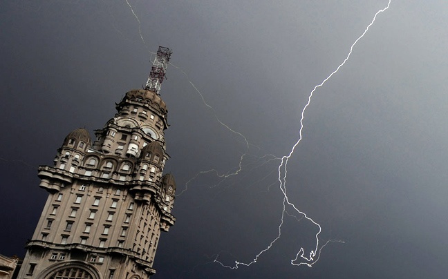 Εντυπωσιακές φωτογραφίες κεραυνών!