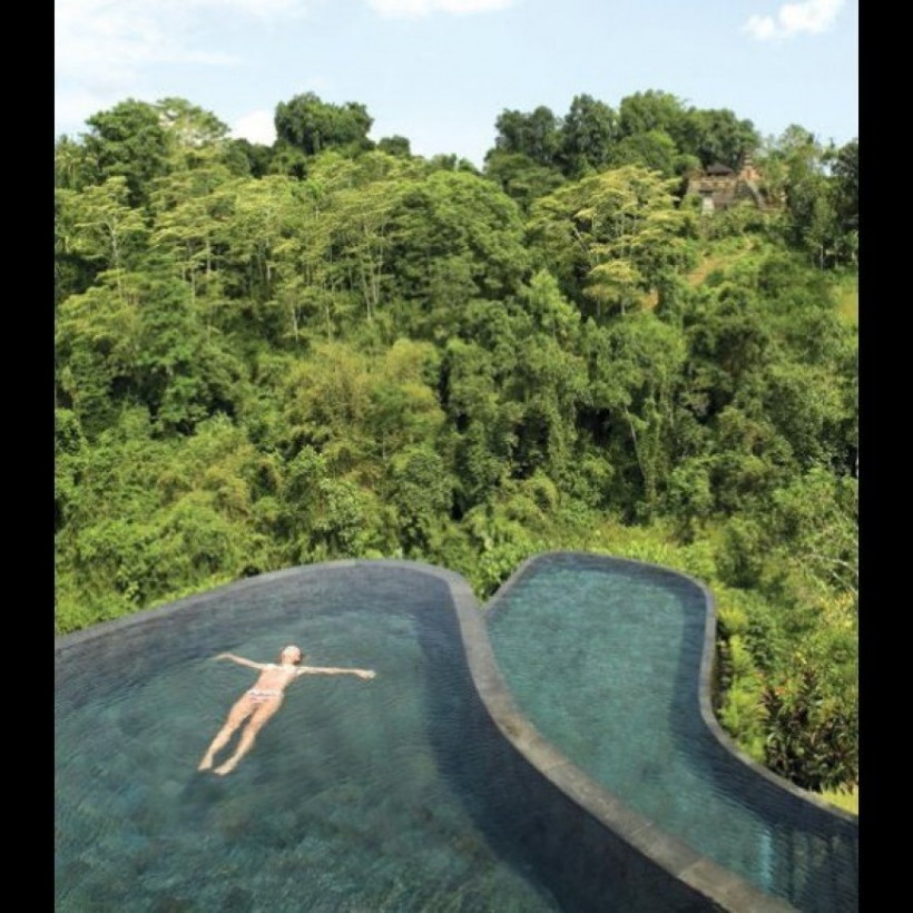 Οι πιο εντυπωσιακές πισίνες που έχετε δει (pics)