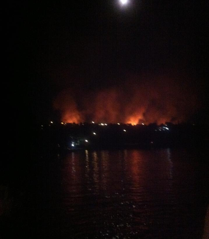 Υπό πλήρη έλεγχο η φωτιά στην Αίγινα