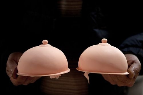 50.000 Ιάπωνες κάνουν σεξ με πλαστική κούκλα! (pics)