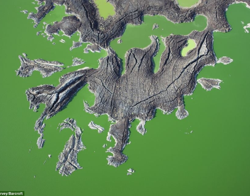 Εντυπωσιακές εναέριες φωτογραφίες από την άγρια ζωή στην Αφρική