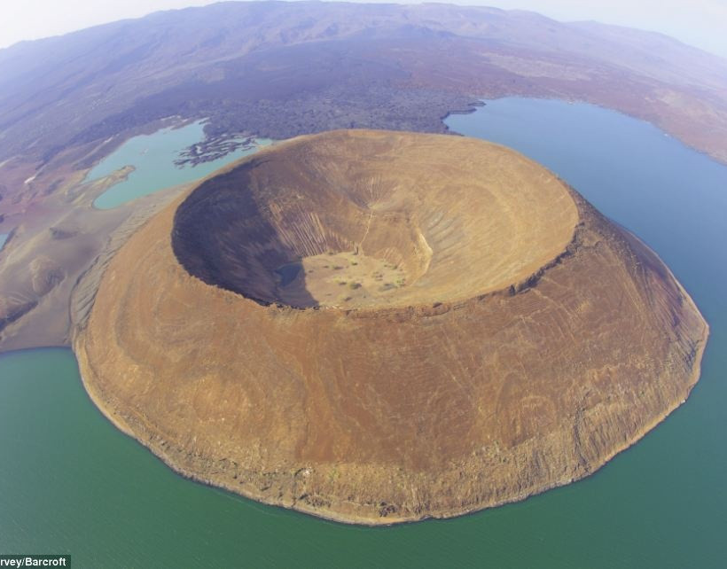 Εντυπωσιακές εναέριες φωτογραφίες από την άγρια ζωή στην Αφρική