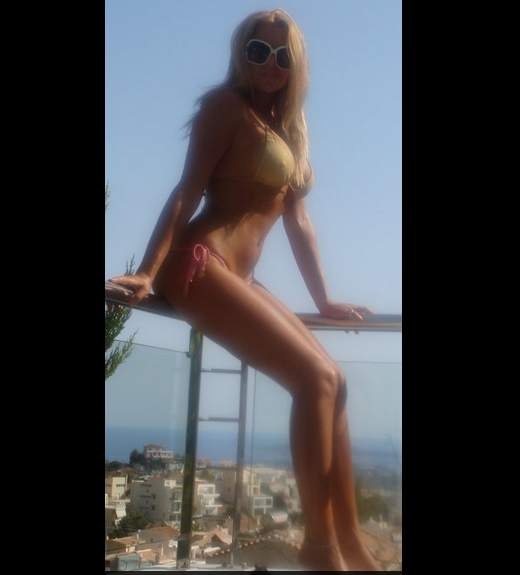 ΔΕΙΤΕ: Ποιό είναι το κορίτσι με τα χιλιάδες likes στο Facebook;