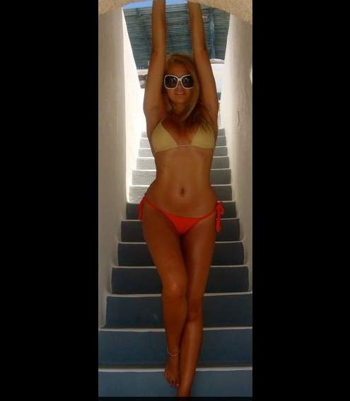 ΔΕΙΤΕ: Ποιό είναι το κορίτσι με τα χιλιάδες likes στο Facebook;