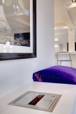 ΔΕΙΤΕ: Έξω εκκλησία και μέσα σπιταρόνα!