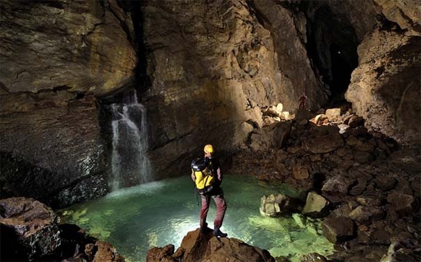 Απίθανες φώτο: Ταξίδι στο κέντρο της Γης