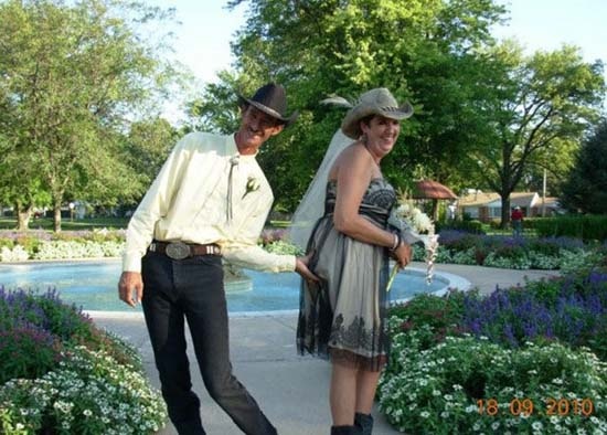 Οι πιο παράξενες και ντροπιαστικές φωτογραφίες ζευγαριών