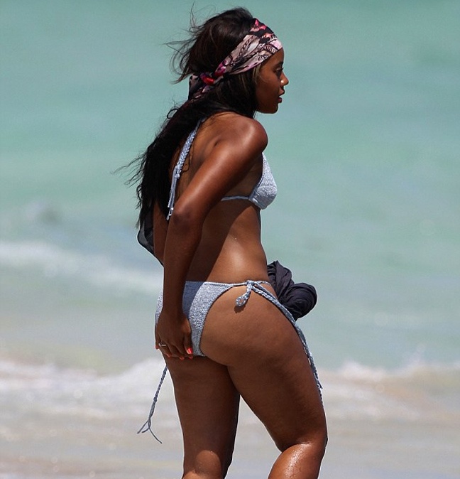 ΔΕΙΤΕ: Την επόμενη φορά πάρε το σωστό νούμερο μαγιό…