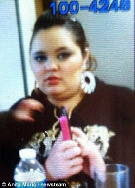 Μητέρα έχασε 69 κιλά σε 16 μήνες για να μοιάσει στην Angelina Jolie