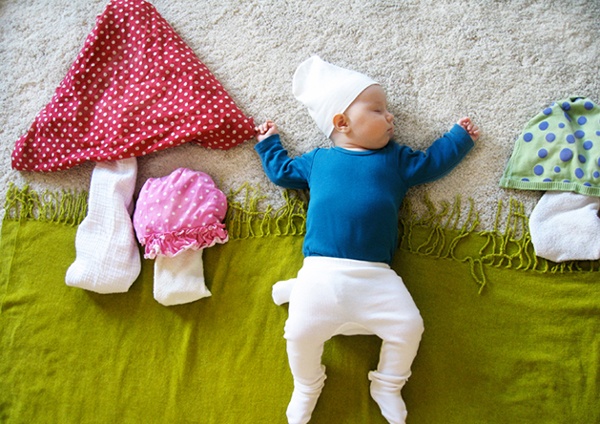 Απίθανες φωτογραφίες: Το μωρό που κοιμάται σε παραμύθια