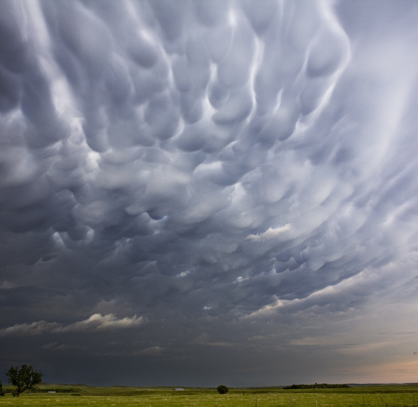 Εντυπωσιακές φωτογραφίες από τυφώνες και κυκλώνες
