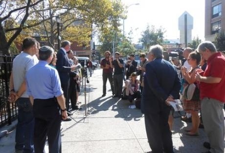 Νέες αντιδράσεις για την εμφάνιση της Χρυσής Αυγής στη Νέα Υόρκη!