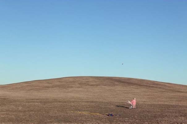 Εντυπωσιακό: Ο ίδιος λόφος σε διαφορετικές μέρες και ώρες