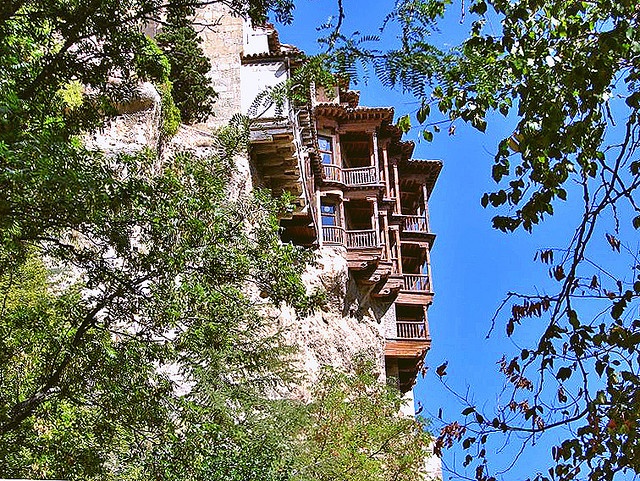 Σπίτια.. που κόβουν την ανάσα! (pics)