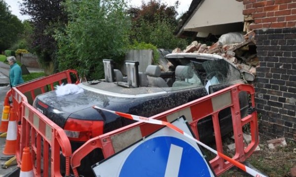 Google Data Centers: Εντυπωσιακές φώτο από το σπίτι του... internet!