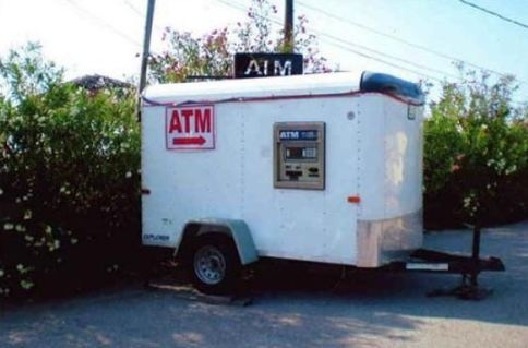 Τα πιο περίεργα, αποτυχημένα και αστεία ATM στον κόσμο! 