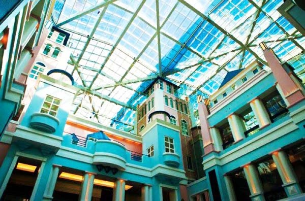 «Πολύχρωμα» νοσοκομεία για παιδιά!