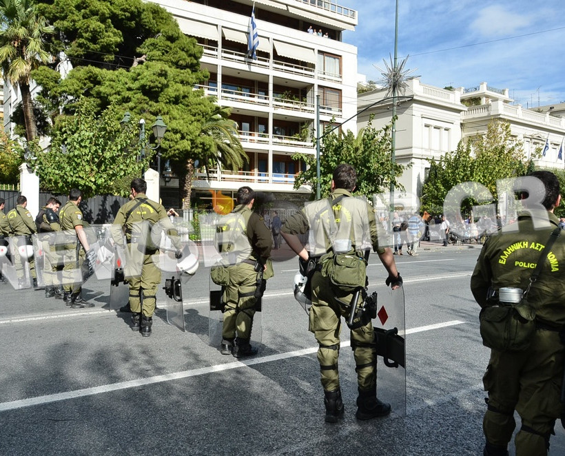 Εργαζόμενοι της ΠΟΕ-ΟΤΑ έφτασαν μέχρι το γραφείο του Μανιτάκη!