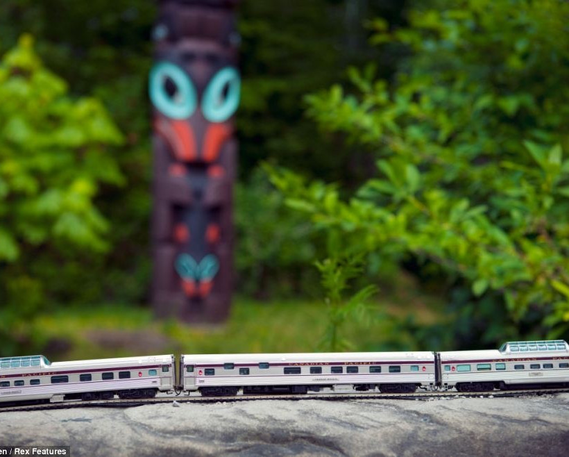 Ταξίδι στον Καναδά με τρένο-μινιατούρα (pics)