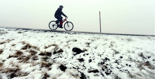 Διασχίζουν τους δρόμους με... βάρκες στη Βρετανία(pics)