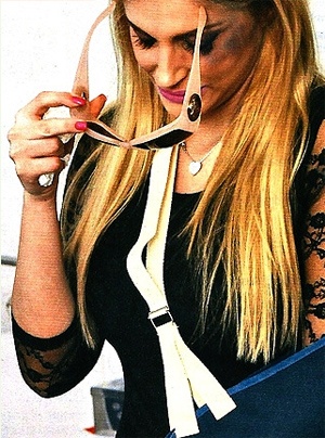 Ιταλίδα ηθοποιός έπεσε θύμα ξυλοδαρμού! (pics)