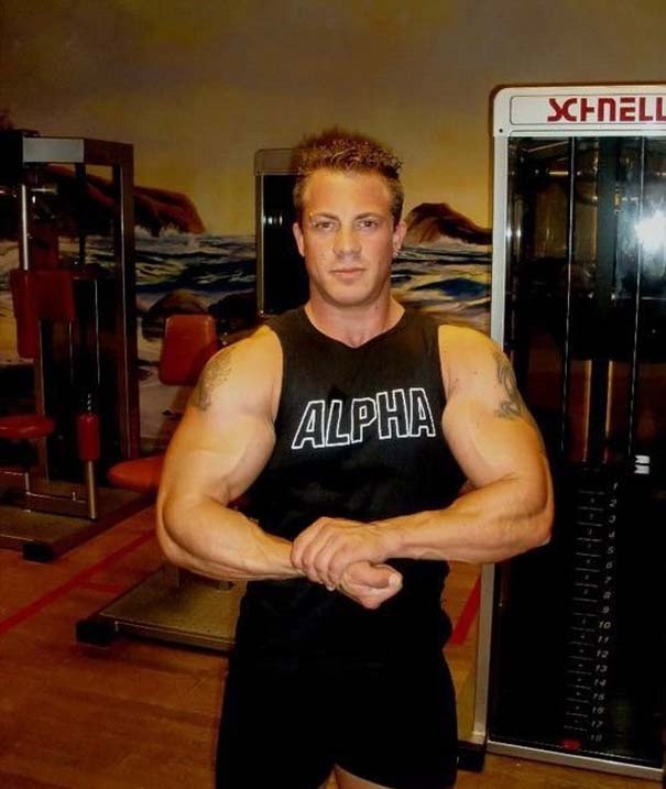 H γυναίκα bodybuilder που σοκάρει με την εμφάνισή της (pics)