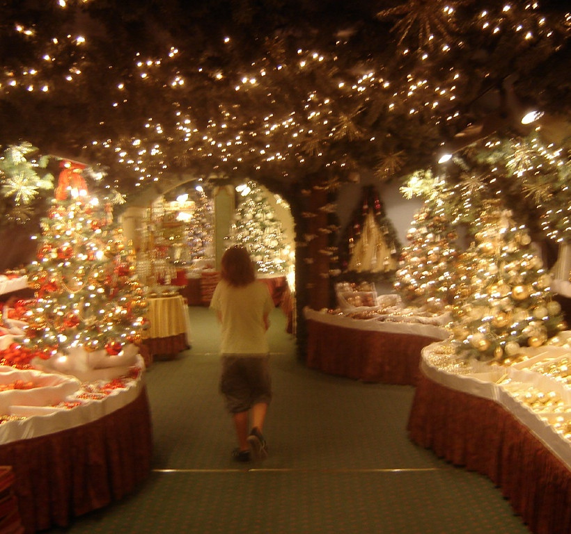 Δείτε τη μοναδική πόλη που τα Χριστούγεννα δεν τελειώνουν ποτέ(pics)