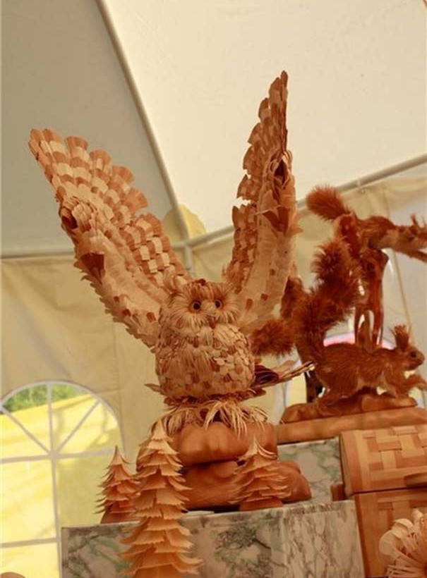 Απίστευτο: Δείτε τι έφτιαξε από ξύσματα μολυβιού!