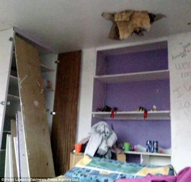 Να γιατί ΔΕΝ πρέπει ποτέ να διαφημίζεις το πάρτι σου στο Facebook!