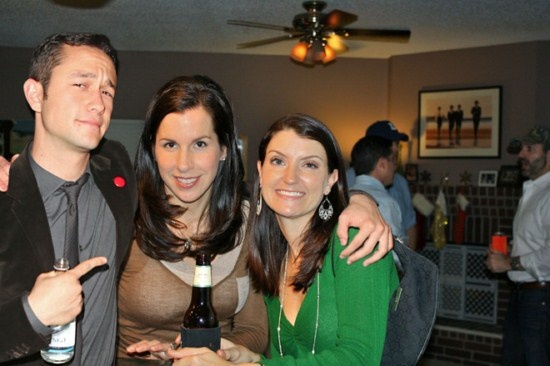 Δείτε πως θα πείσετε διάσημους να έρθουν στο πάρτι σας!