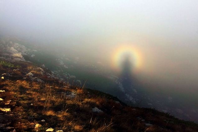 Απίστευτο: Δείτε πως κατάφερε να φωτογραφήσει ένα... φάντασμα!