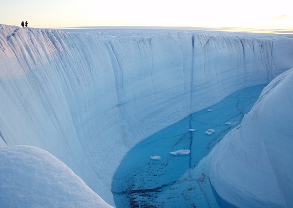 Το εκπληκτικό Ice Canyon (pics) 