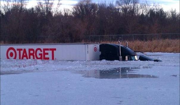 Δείτε τα πιο παράξενα τροχαία