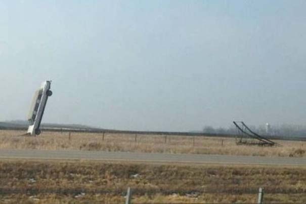 Δείτε τα πιο παράξενα τροχαία