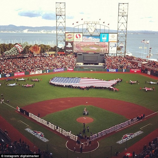 Οι 10 καλύτερες φωτογραφίες στο Instagram για το 2012