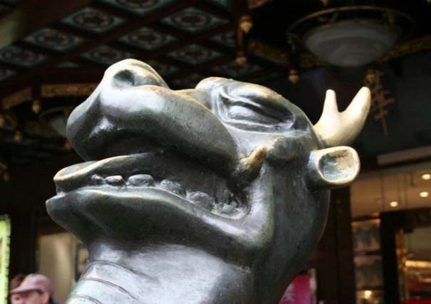 Δείτε τα πιο περίεργα γλυπτά στον κόσμο!(pics)