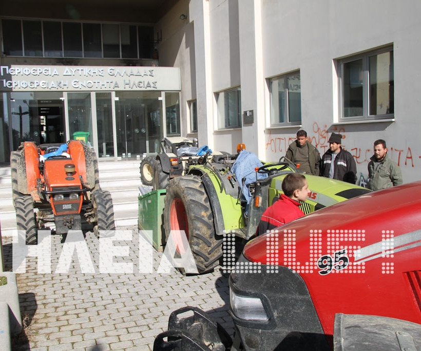 Πύργος: Έκαναν πορεία με τρακτέρ (pics)