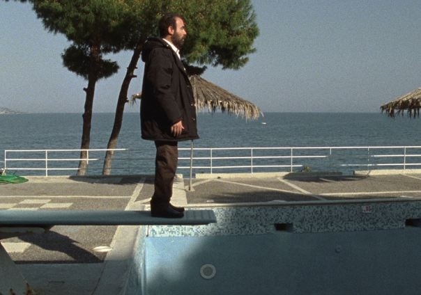 Η αιώνια επιστροφή του Αντώνη Παρασκευά 