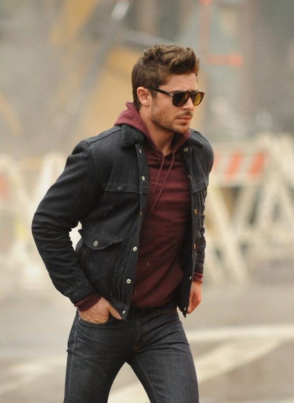 Διάσημος ηθοποιός επισκέφτηκε... sex shop! (pics)