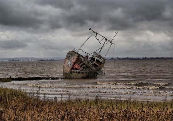 Δείτε τα πιο εντυπωσιακά ναυάγια!(pics)