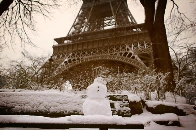 Εκπληκτικές φωτογραφίες του χιονισμένου Παρισιού