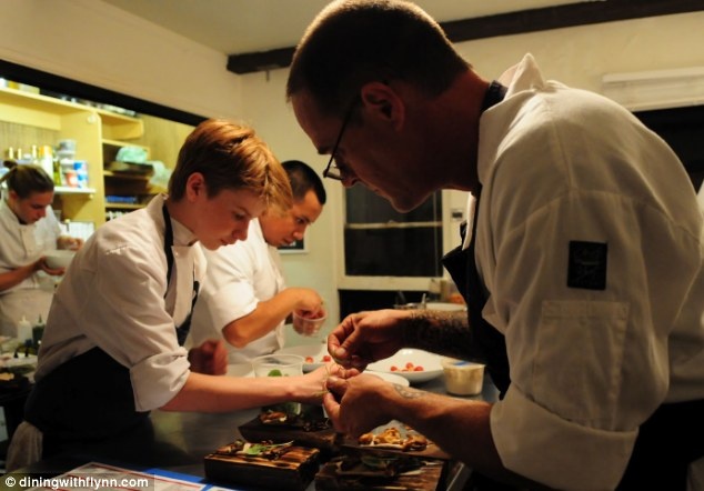 Παιδί-θαύμα έγινε διάσημος σεφ γιατί δεν του άρεσε το φαγητό της μαμάς